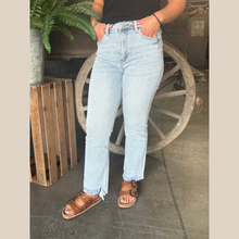 Load image into Gallery viewer, The Betsy/High Rise Kick Flare