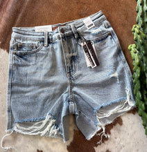 Load image into Gallery viewer, High Rise Rigid Magic Shorts
