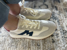 Load image into Gallery viewer, Beige Navy Red Leather Shoes

