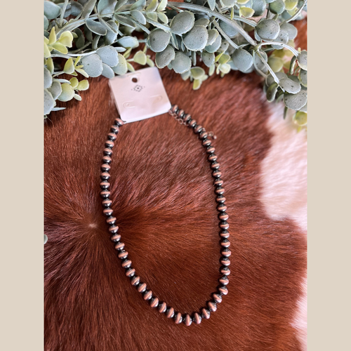 18-inch copper Navajo-style necklace with 8mm pearls.