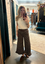 Load image into Gallery viewer, Polka Dot Mid Rise Ruffle Hem Jeans
