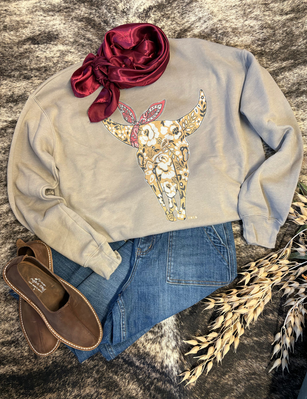 Bandana Cowskull Sweatshirt