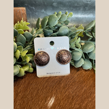 Load image into Gallery viewer, Western Rope TXR Filigree Stud Earrings
