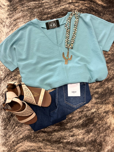 Airflow V - Neck Top - Stagecoach Boutique