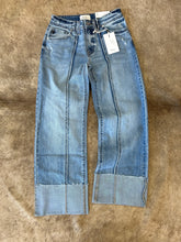 Load image into Gallery viewer, Mid Rise Cropped Wide Leg - Stagecoach Boutique

