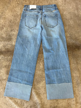 Load image into Gallery viewer, Mid Rise Cropped Wide Leg - Stagecoach Boutique
